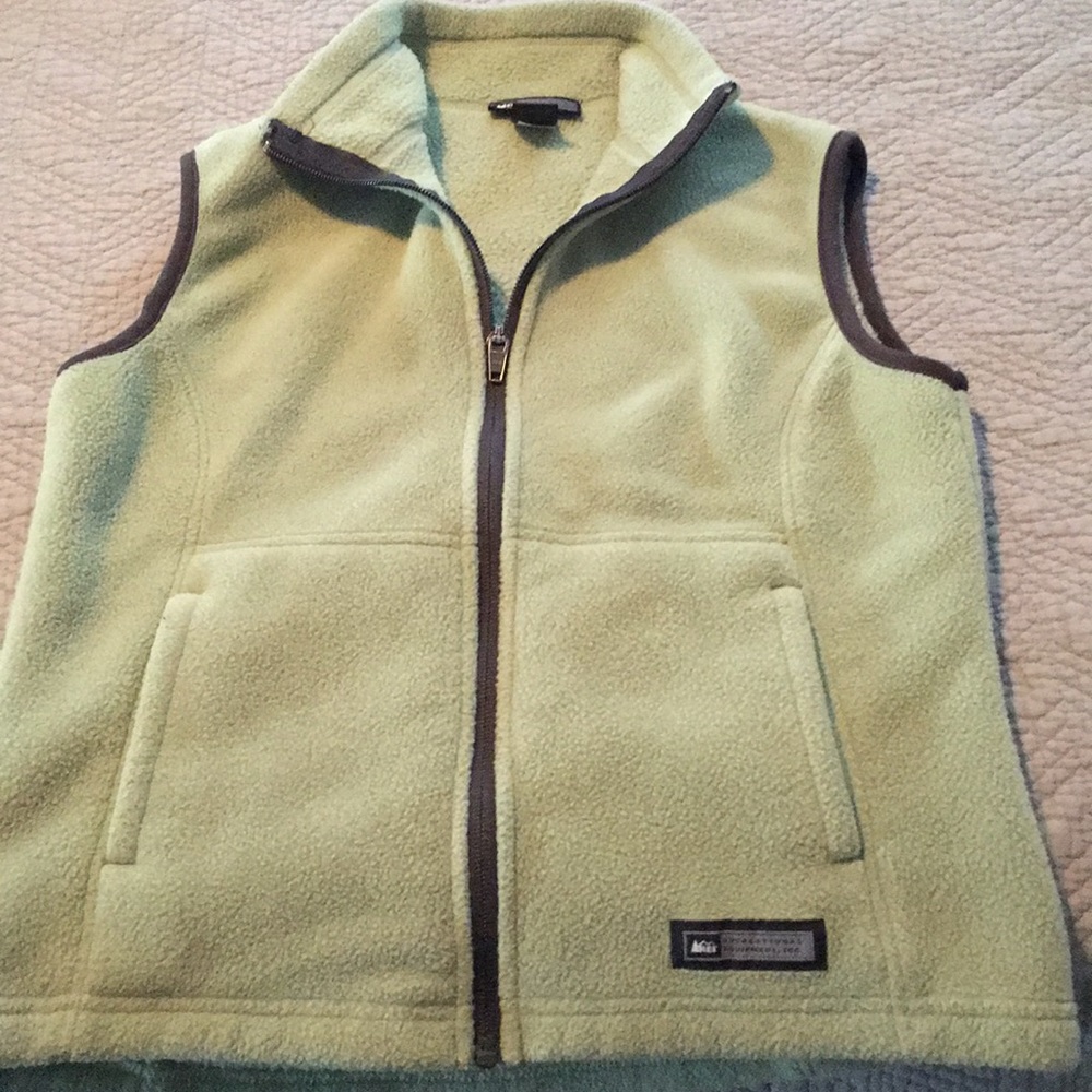 Fleece vest